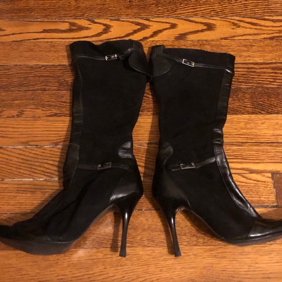 Ilasio Renzoni Women's Black Leather/Suede Point Toe Boots - Picture 5 of 8